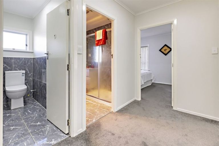 Photo of property in 140 Russell Road, Manurewa, Auckland, 2102