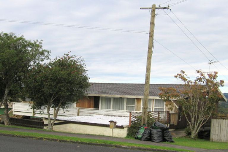 Photo of property in 147 Sandspit Road, Shelly Park, Auckland, 2014