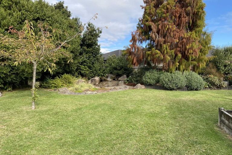 Photo of property in 15 Clare Street, Cambridge, 3434