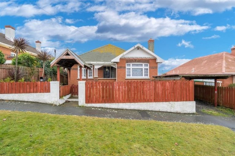 Photo of property in 12 Kirriemuir Street, Maryhill, Dunedin, 9011