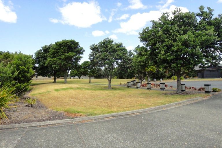 Photo of property in 59 Pyle Road West, One Tree Point, 0118