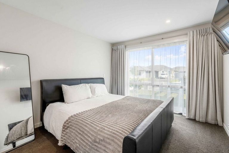 Photo of property in 14 Harding Drive, Papamoa Beach, Papamoa, 3118