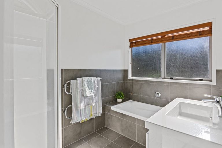 Photo of property in 41 Kristin Lane, Albany, Auckland, 0632