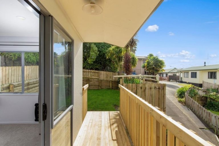 Photo of property in 12b Resolution Road, Welcome Bay, Tauranga, 3112