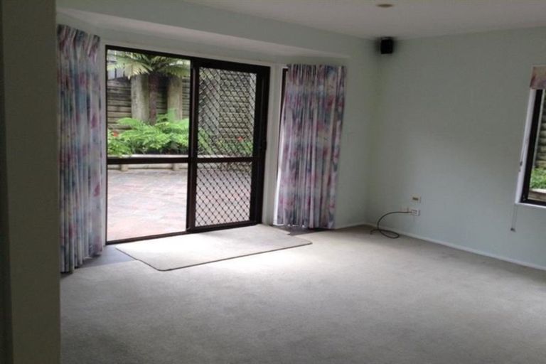 Photo of property in 1/68 Haseler Crescent, Howick, Auckland, 2014