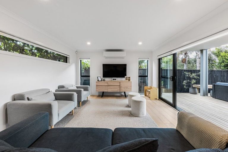 Photo of property in 125d Point Chevalier Road, Point Chevalier, Auckland, 1022