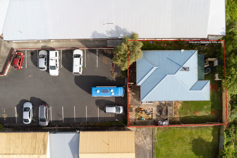 Photo of property in 225 Whitaker Street, Te Aroha, 3320