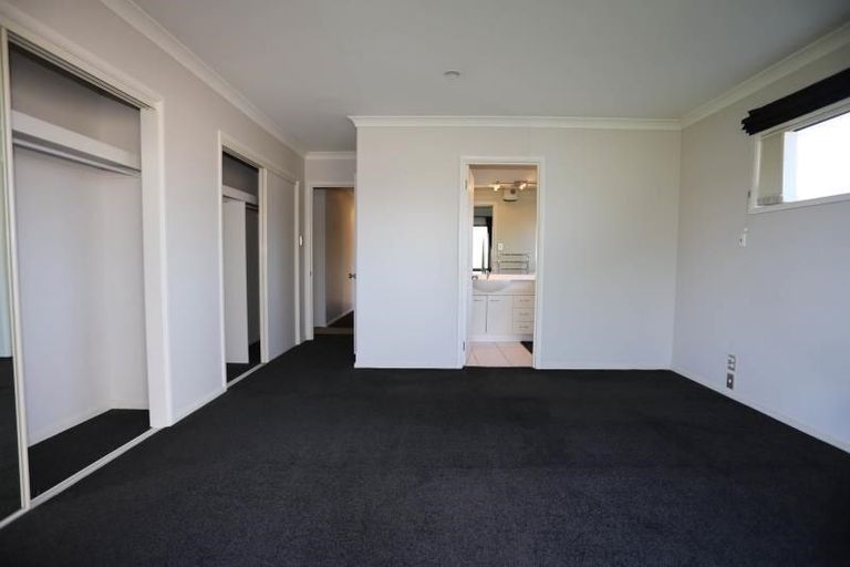 Photo of property in 79 Coolspring Way, Redwood, Christchurch, 8051