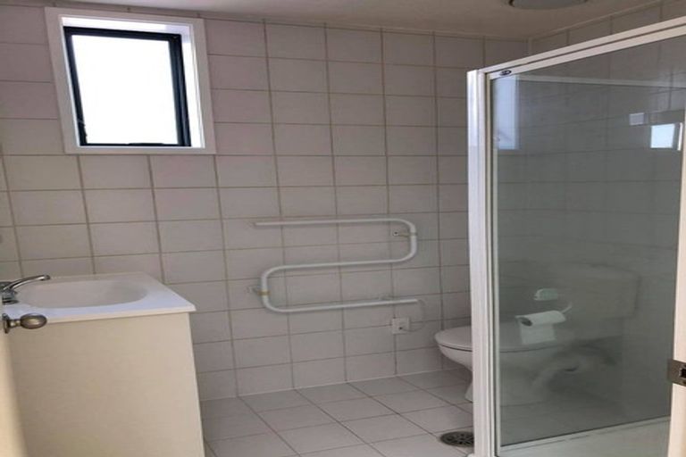 Photo of property in 2/13 Havelock Avenue, Forrest Hill, Auckland, 0620