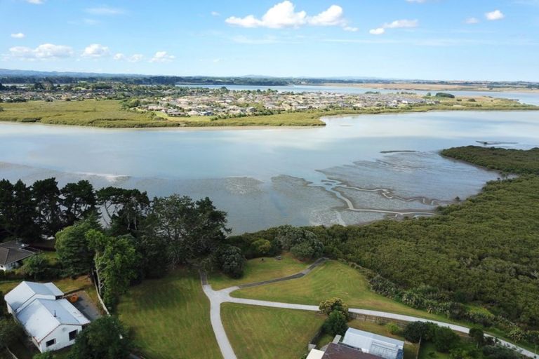 Photo of property in 1 Montego Place, Weymouth, Auckland, 2103
