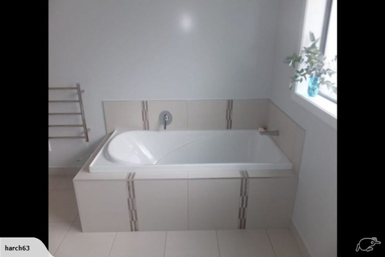 Photo of property in 38 Sue Avenue, Otaki, 5512