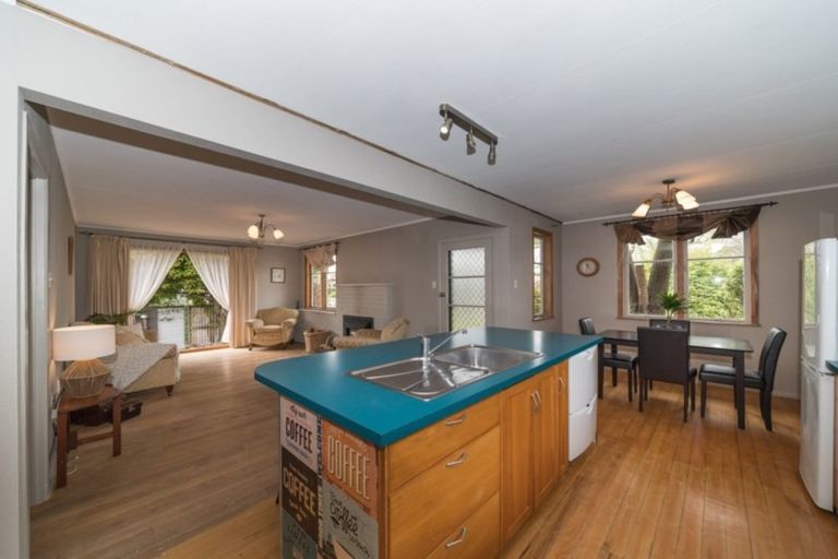 Photo of property in 1 Stoke Place, Awapuni, Palmerston North, 4412