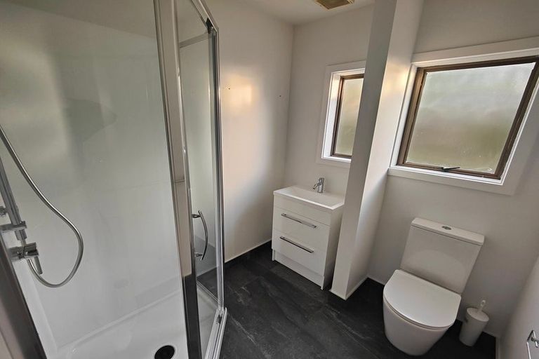 Photo of property in 1/61 Forrest Hill Road, Milford, Auckland, 0620