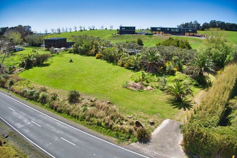 Photo of property in 147 Tomarata Road, Mangawhai, 0975