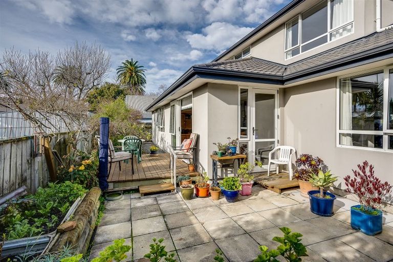 Photo of property in 17a Jull Street, Napier South, Napier, 4110