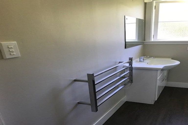 Photo of property in 66 Norton Park Avenue, Fairfield, Lower Hutt, 5011