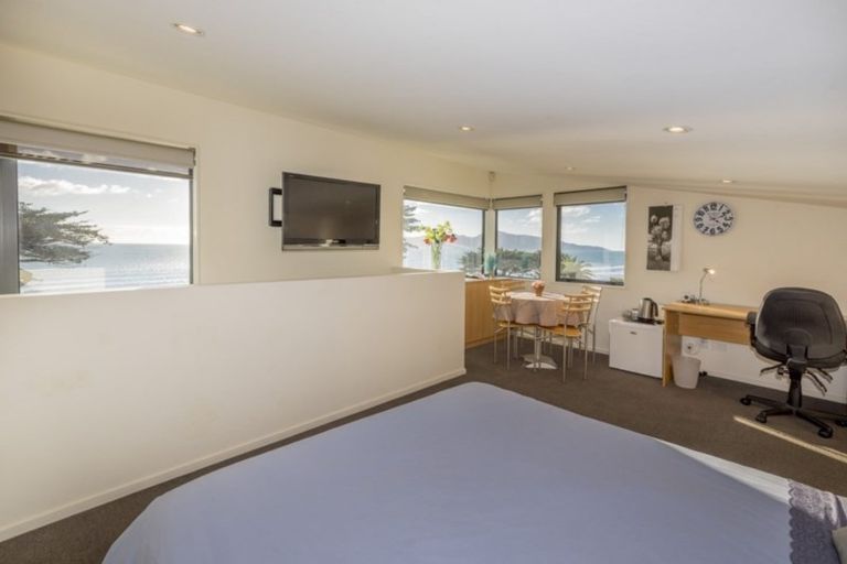 Photo of property in 11a Rosetta Road, Raumati South, Paraparaumu, 5032