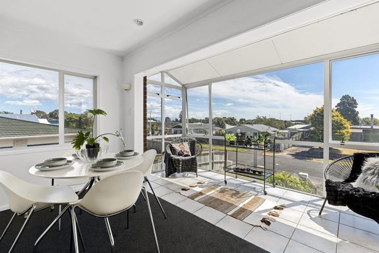 Photo of property in 3 Park Lane, Waitara, 4320