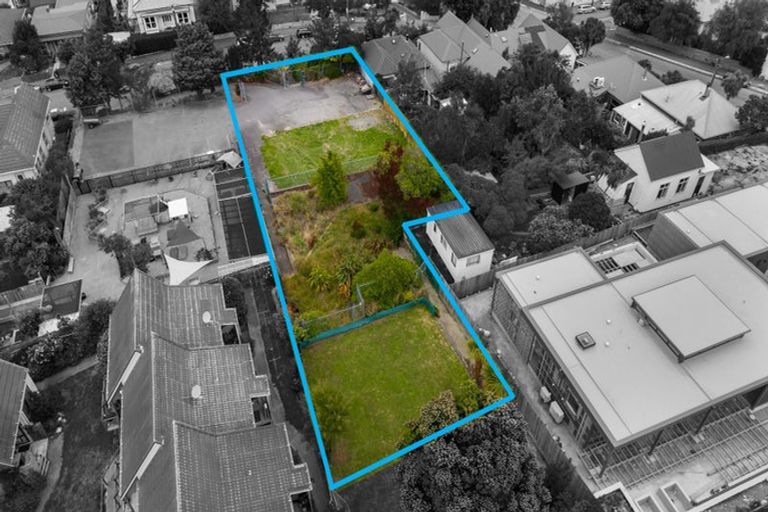 Photo of property in 18 Winchester Street, Lyttelton, 8082