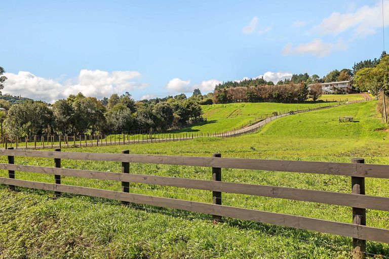 Photo of property in 71 Maxted Road, Ramarama, Drury, 2579