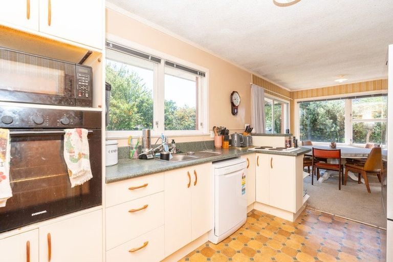 Photo of property in 84 Mckay Drive, Temple View, Hamilton, 3218