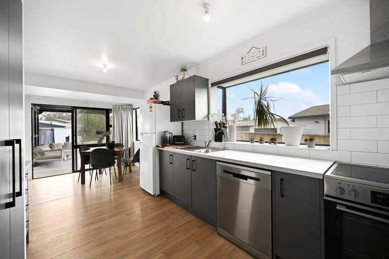 Photo of property in 22 Lindsay Crescent, Nawton, Hamilton, 3200