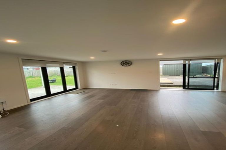 Photo of property in 10 Harania Avenue, Favona, Auckland, 2024