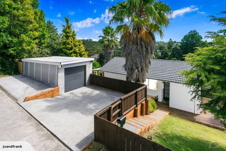 Photo of property in 51 Manuka Road, Bayview, Auckland, 0629