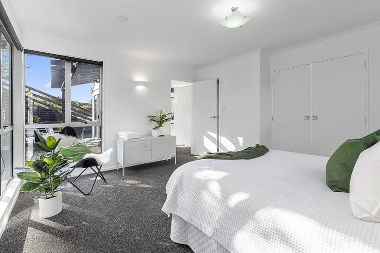 Photo of property in 9 Halyard Place, Whitby, Porirua, 5024