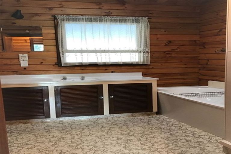 Photo of property in 29 Gibson Street, Ross, 7812