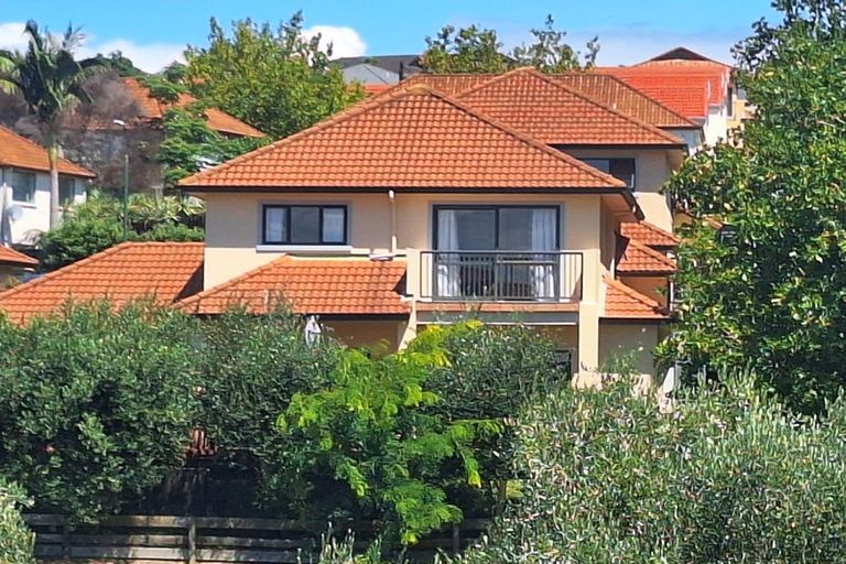 Photo of property in 44 Parkwood Crescent, Gulf Harbour, Whangaparaoa, 0930