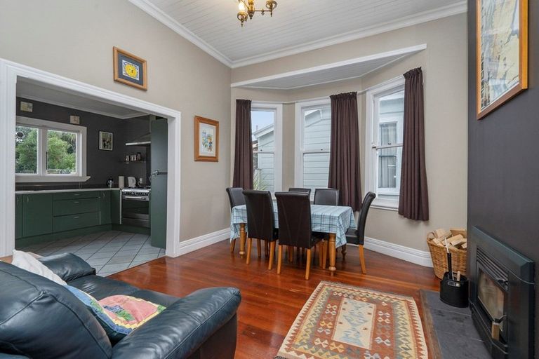 Photo of property in 17 Waldegrave Street, Palmerston North, 4410