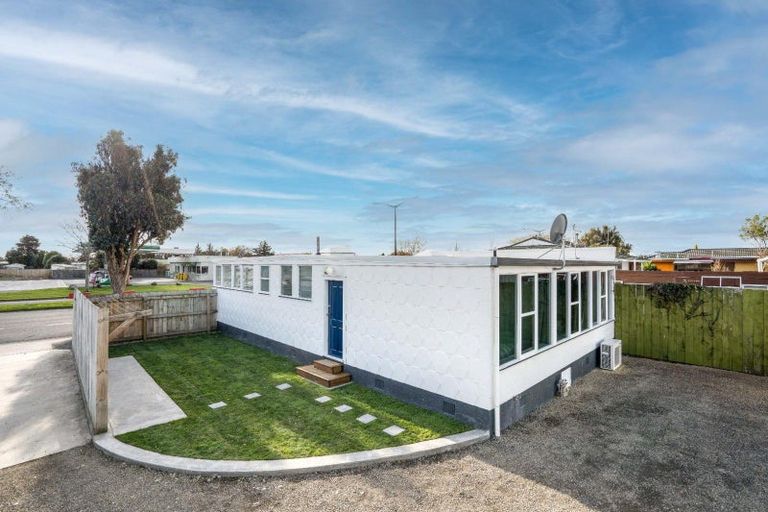 Photo of property in 704 Pioneer Highway, Takaro, Palmerston North, 4412