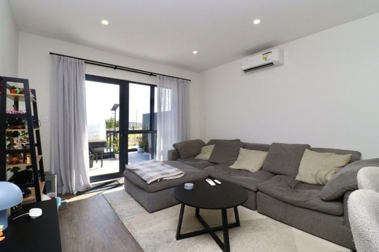 Photo of property in 34 Salvia Lane, Totara Park, Auckland, 2019