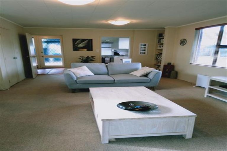 Photo of property in 9 Pohutukawa Place, Ellerslie, Auckland, 1051