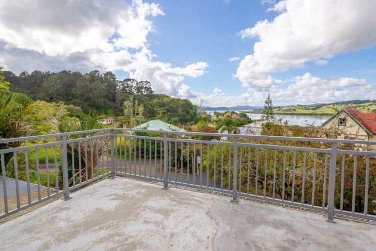 Photo of property in 5 Kirkpatrick Street, Kohukohu, 0491