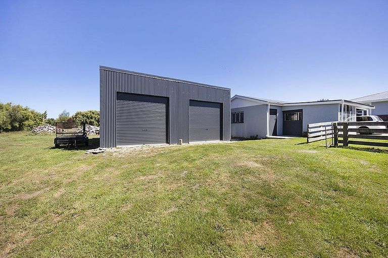 Photo of property in 174 Parsons Road, Weston, Oamaru, 9491