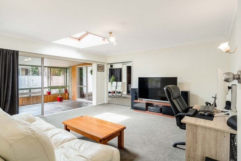Photo of property in 4 Cheyenne Street, Sockburn, Christchurch, 8042