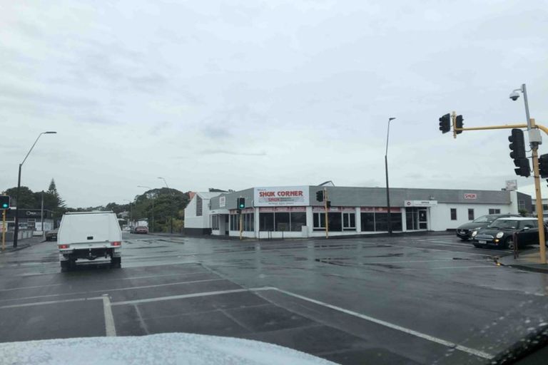 Photo of property in 336 Devon Street West, New Plymouth, 4310