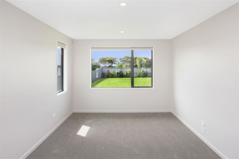 Photo of property in 29 Kingsbridge West, Burwood, Christchurch, 8083