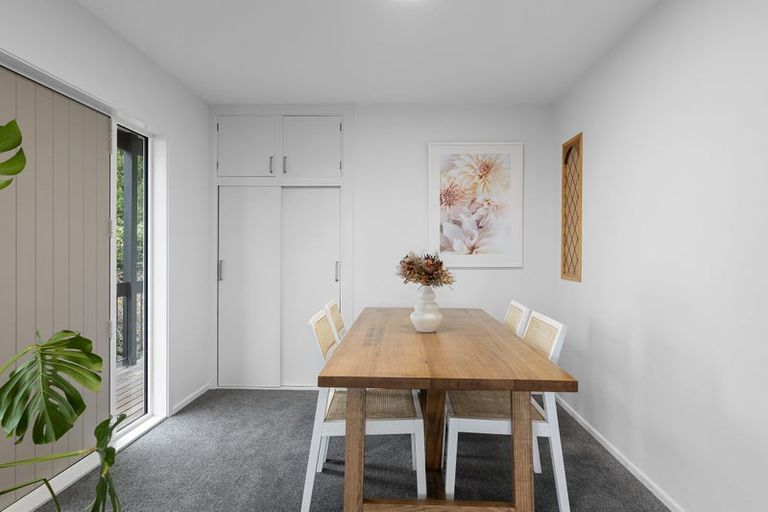 Photo of property in 212 Dyers Pass Road, Cashmere, Christchurch, 8022