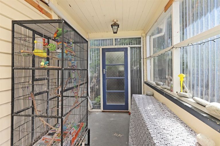 Photo of property in 1311 Jubilee Street, Mayfair, Hastings, 4122