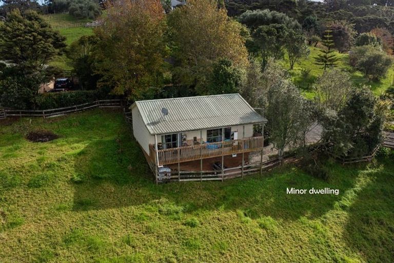 Photo of property in 37 Wilsons Road, Saint Martins, Christchurch, 8022