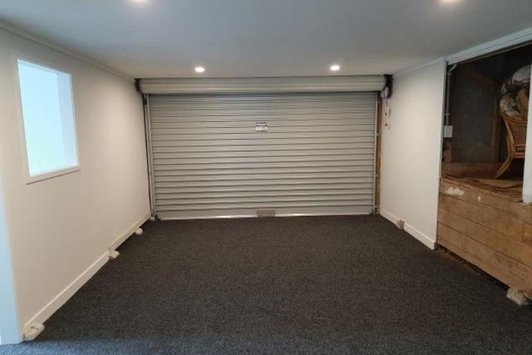 Photo of property in 46 Carrington Street, Lower Vogeltown, New Plymouth, 4310