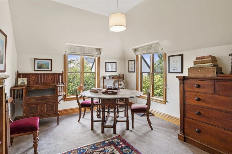 Photo of property in 12 Glenburn Place, Avonhead, Christchurch, 8042