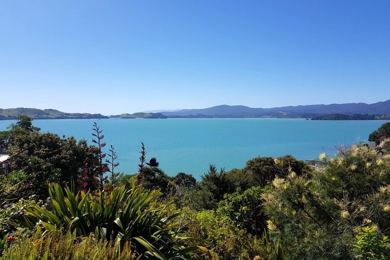 Photo of property in 40 Puriri Road, Te Kouma, Coromandel, 3581