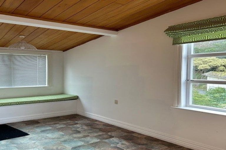 Photo of property in 2 Stanley Street, Berhampore, Wellington, 6023