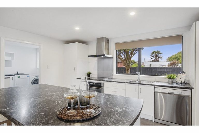 Photo of property in 25 Stackhouse Avenue, Bishopdale, Christchurch, 8053