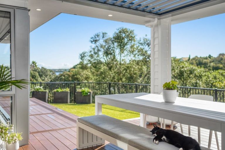 Photo of property in 1/13 Estelle Place, Farm Cove, Auckland, 2012