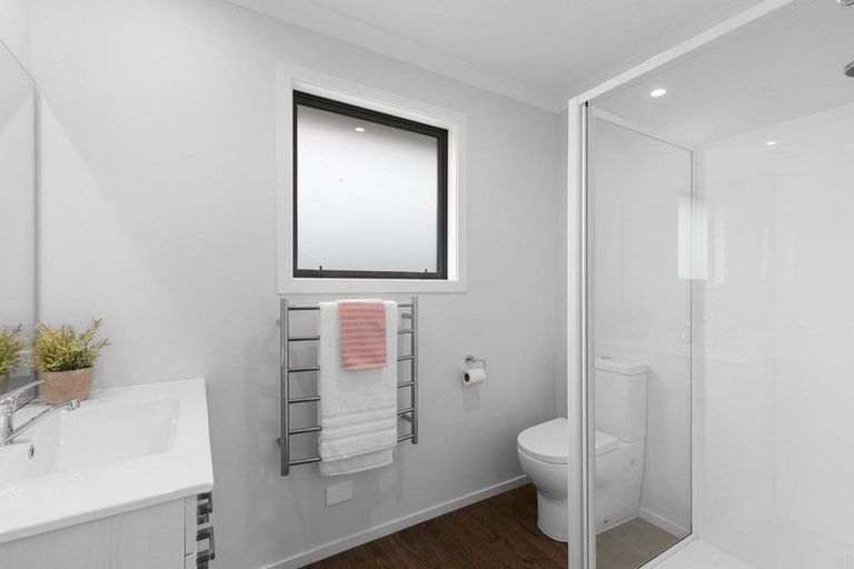 Photo of property in 5 Turnbull Crescent, Wanaka, 9305